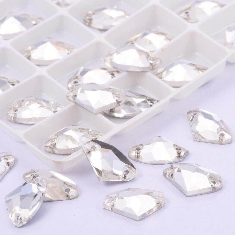 Gymo Premium Altı Düz Delikli Dikme Kristal Taş AX Shape 12*19mm Crystal (28 Ad)